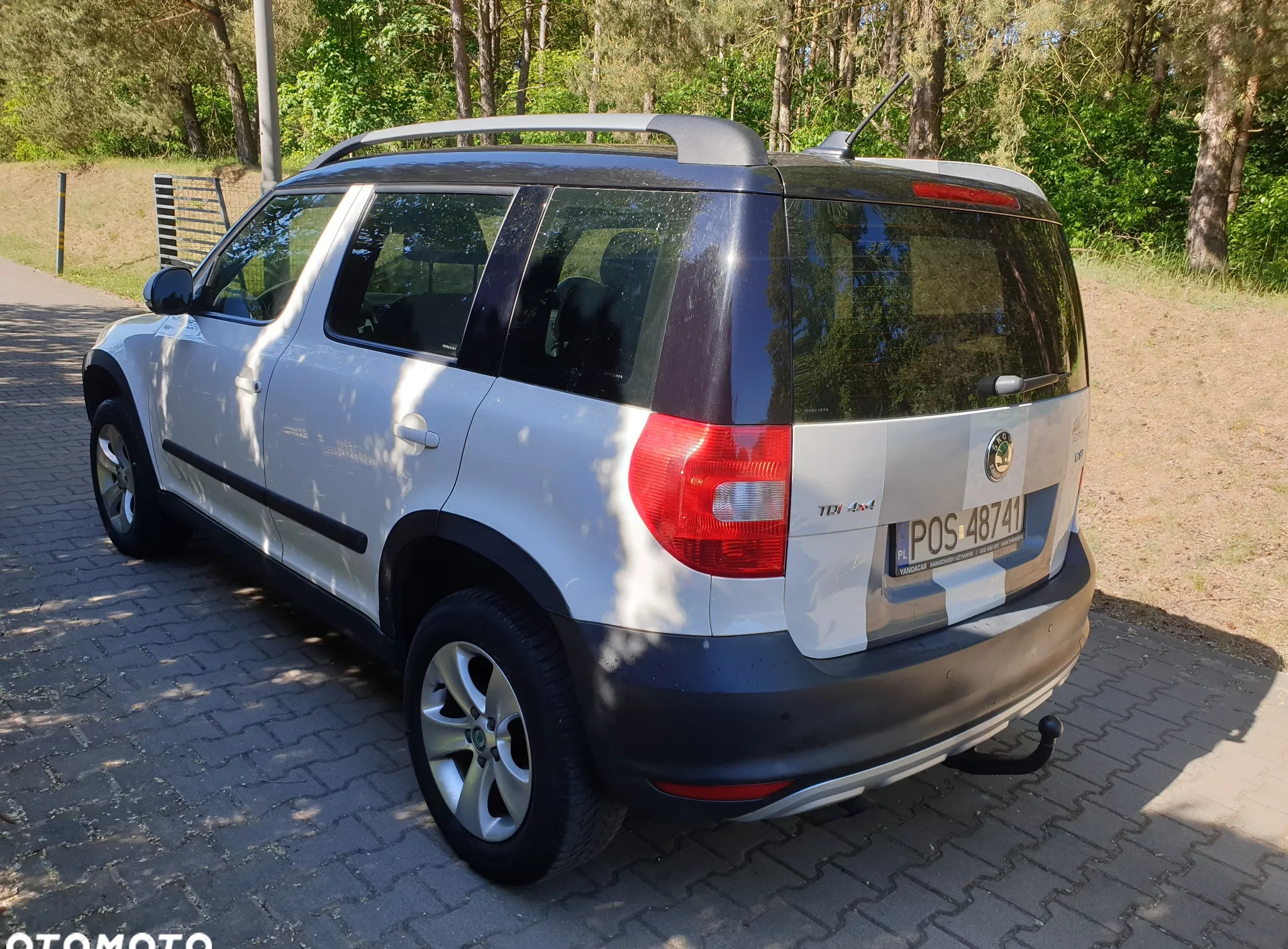 Skoda Yeti cena 28900 przebieg: 203000, rok produkcji 2012 z Odolanów małe 37